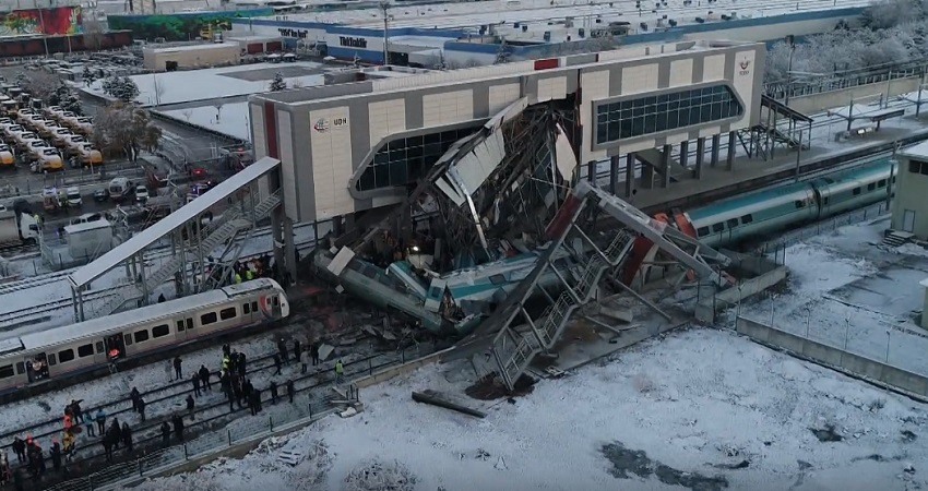 Accidente ferroviario en Ankara