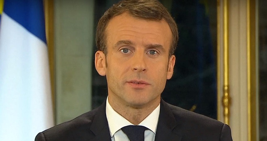 Emmanuel Macron durante el discurso especial a la nacion desde el Palacio del Elisio el 10 de diciembre