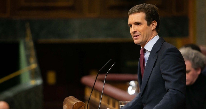 Pablo Casado pide a Sanchez que actue en Cataluna