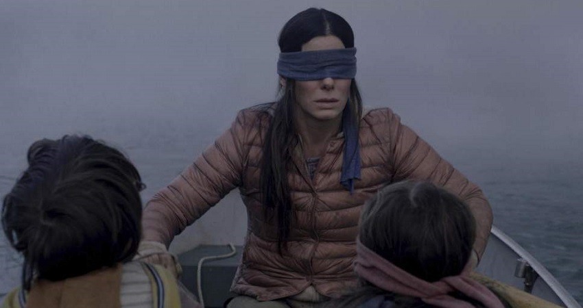Esta imagen lanzada por Netflix muestra a Sandra Bullock en una escena de la pelicula A ciegas