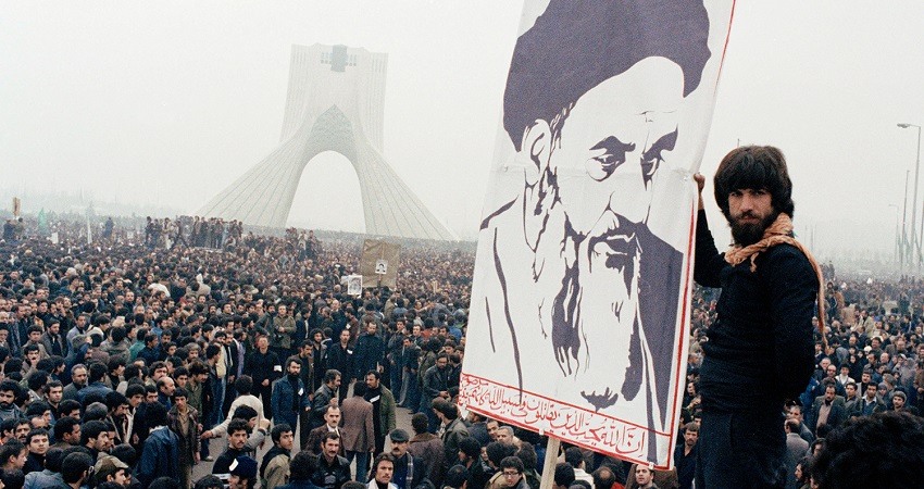 Iran se enfrenta a su mayor crisis 40 años despues de la revolucion