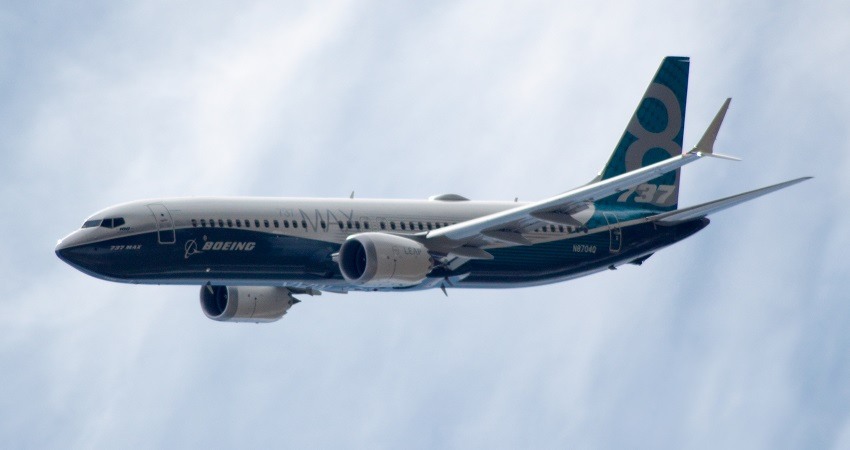 Boeing 737 MAX 8