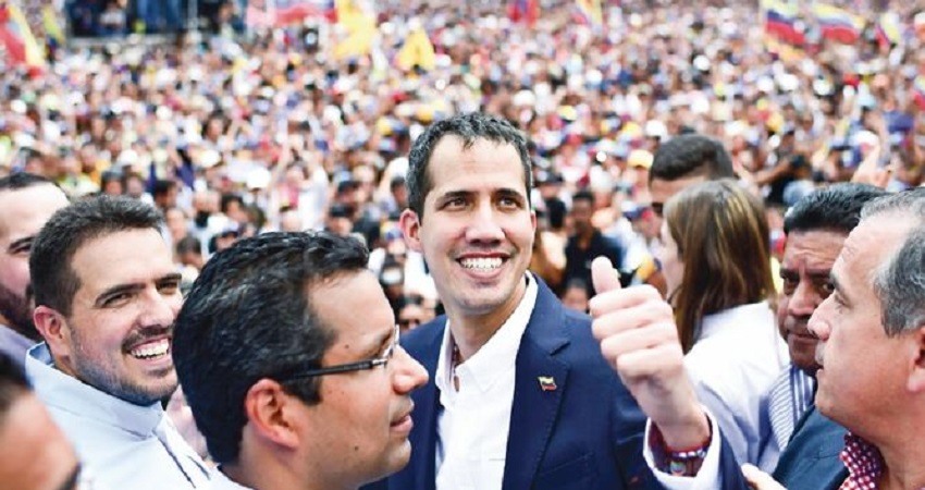 Juan-Guaido-regresa