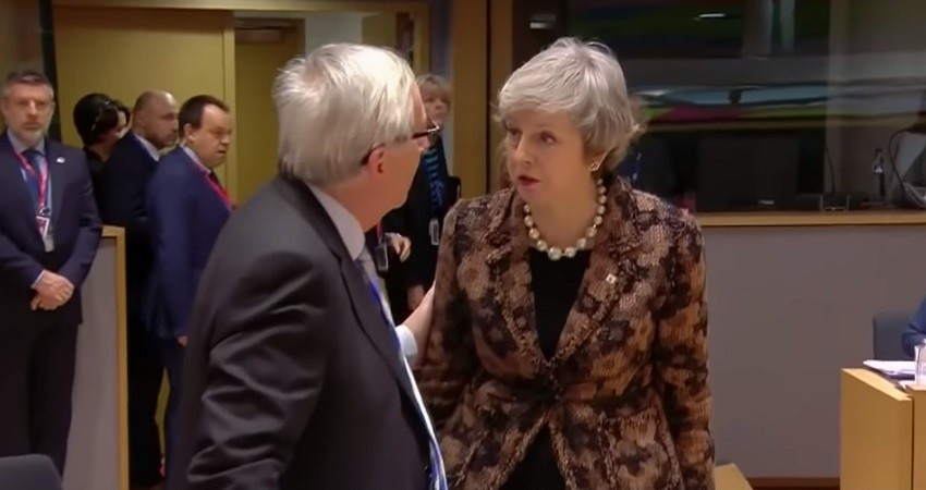 May y Juncker sellan un pacto del Brexit de ultima hora