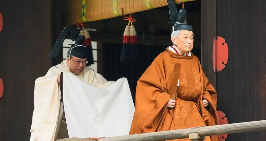 El emperador de Japón, Akihito, abdica después de 30 años en el trono