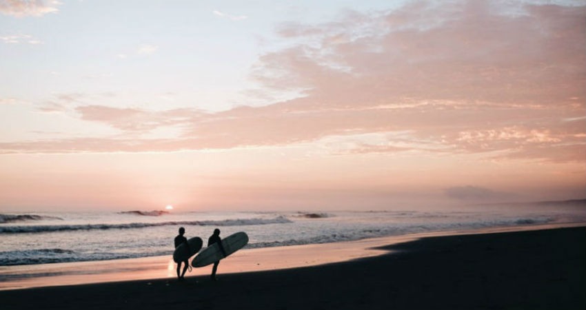 6 claves para un surf camp perfecto