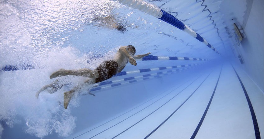 Natacion deporte beneficioso