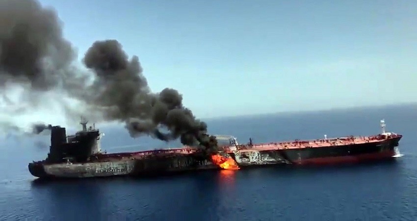 Petrolero atacado en el Golfo de Oman
