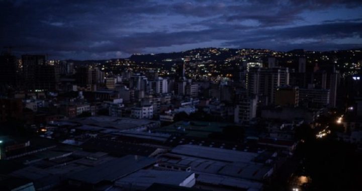 Un nuevo apagón masivo en Venezuela desata el caos en Caracas
