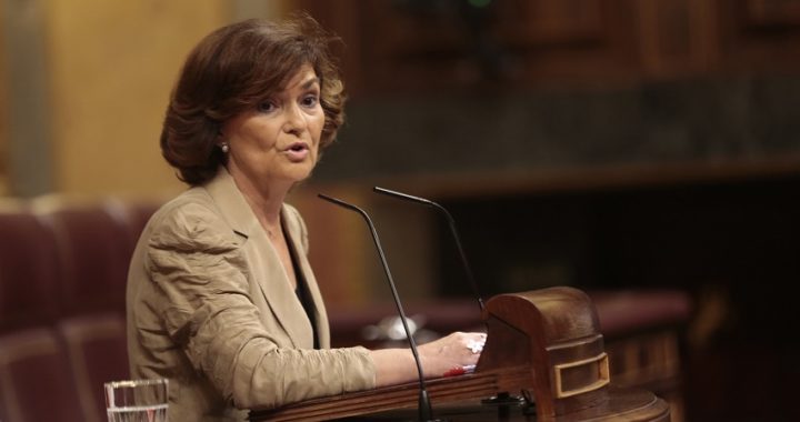 Calvo comparece en el Congreso para informar sobre la gestión migratoria