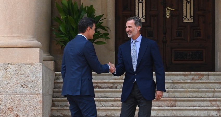 Sanchez recibido por el rey Felipe VI