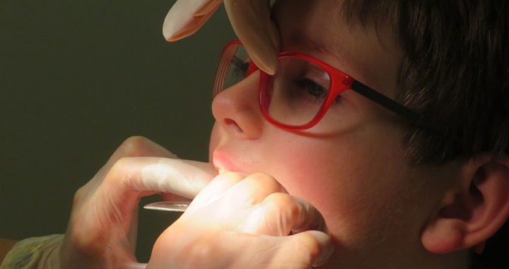 Odontopediatría: la manera de hacer que los niños le pierdan el miedo al dentista
