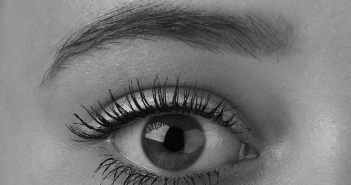 Qué es el microblading: lo más novedoso en diseño de cejas