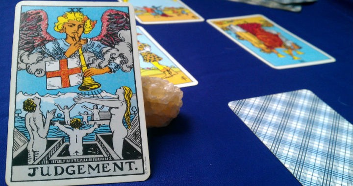 El tarot gratis online: Realiza aquí una tirada virtual certera