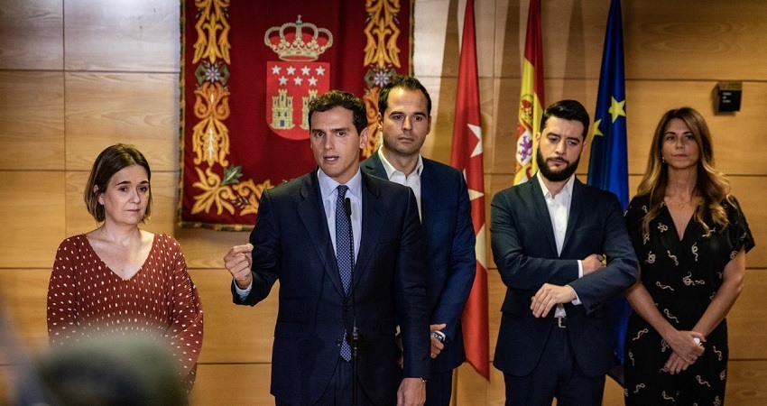 Rivera pedira a Sanchez reunion de Estado para Cataluna