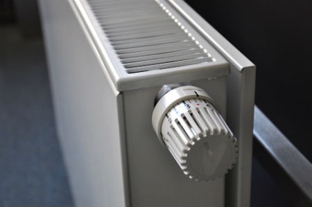 Utilizar calderas de gas y radiadores
