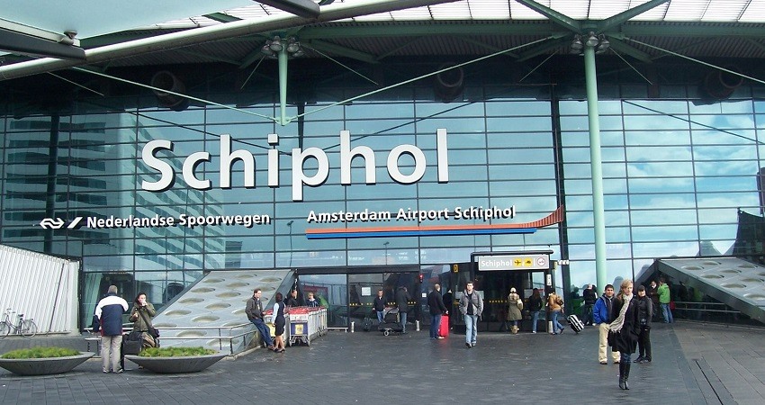 Aeropuerto_Schipol,_Amsterdam,_Holanda