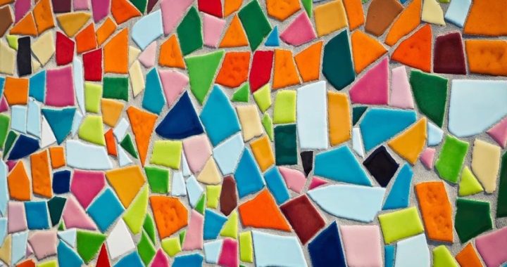 Qué hacer si se te ha dañado un azulejo dentro de tu hogar