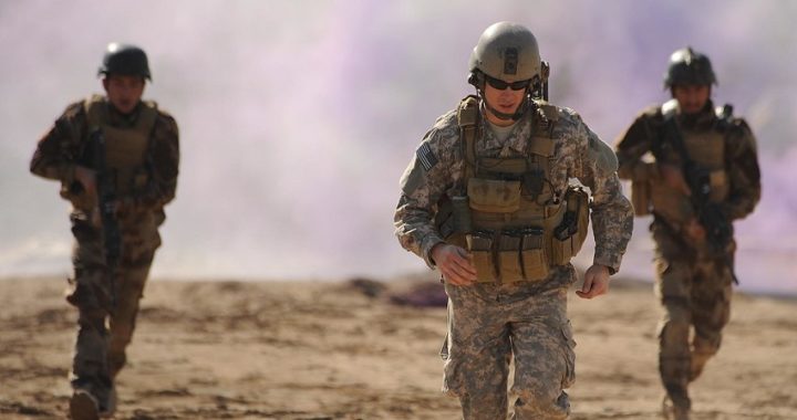 Estados Unidos niega haber decidido abandonar Irak a pesar de una carta que dice lo contrario