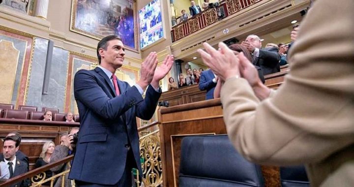 Pedro Sánchez ya es presidente del Gobierno tras conseguir la mayoría simple en la segunda votación de investidura