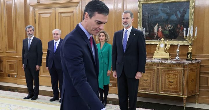 Pedro Sánchez promete ante el rey Felipe VI su cargo como presidente del Gobierno