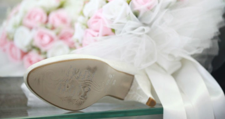 ¿Hacer las compras para tu boda en internet? La opción que desconocías, y que te conviene