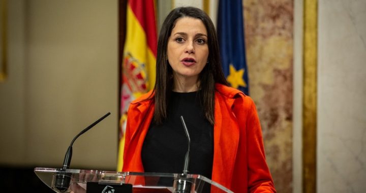 Arrimadas: ‘Haremos todo lo posible para combatir la amenaza nacionalista en Cataluña, Galicia y Paí­s Vasco’