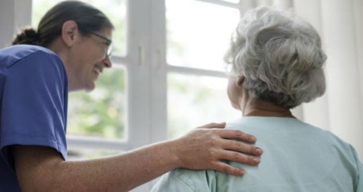 En qué consiste el acompañamiento hospitalario y por qué es un servicio tan importante