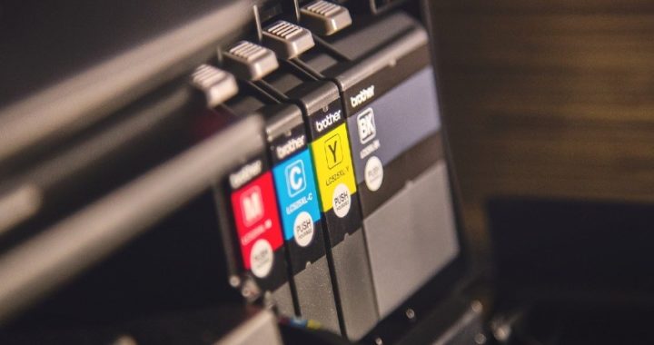 ¿Cuáles son las diferencias entre los cartuchos de tinta originales y los compatibles?
