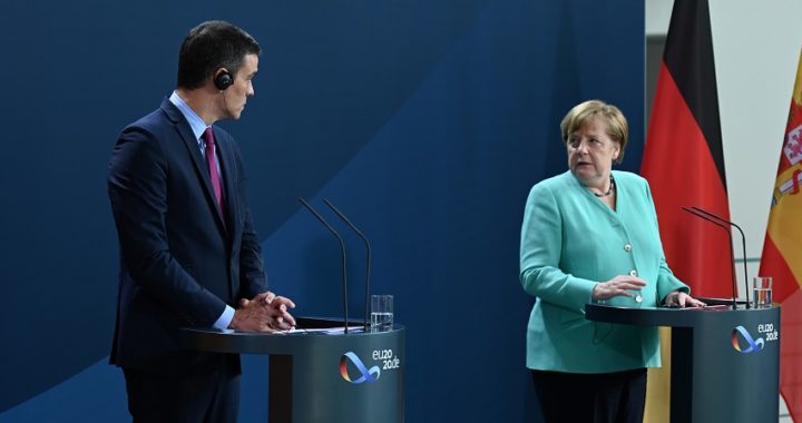 Sánchez alarga su gira europea almorzando este miércoles con Macron en París