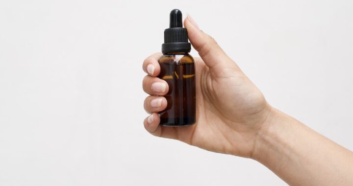 ¿Tiene el aceite de CBD efectos secundarios?