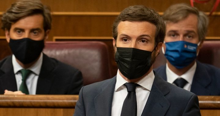 Casado critica la propuesta de Sánchez que elude el control parlamentario