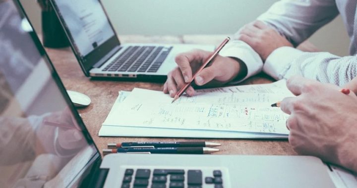 ¿Por qué te pueden venir bien los servicios de una consultora?
