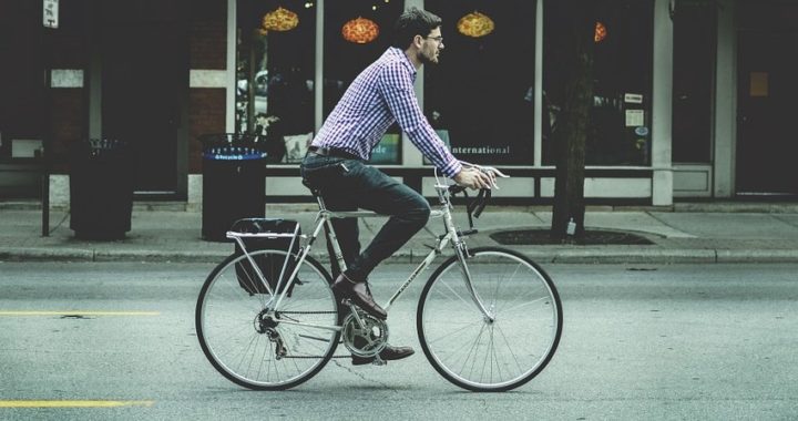 Europa apuesta por la bicicleta en la carrera hacia un futuro más saludable y sostenible