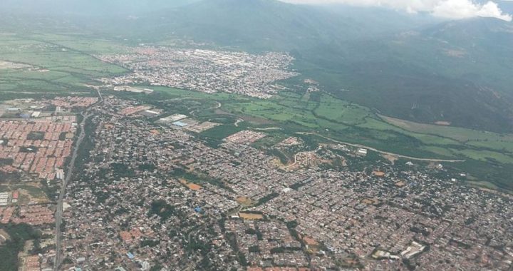 Unos 2000 venezolanos siguen cruzando a diario la frontera con Colombia