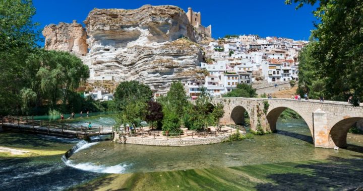 Casas rurales con encanto: pasa unos días en el idílico entorno de Alcalá del Júcar