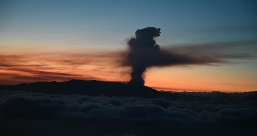 Volcán en Montaña Rajada