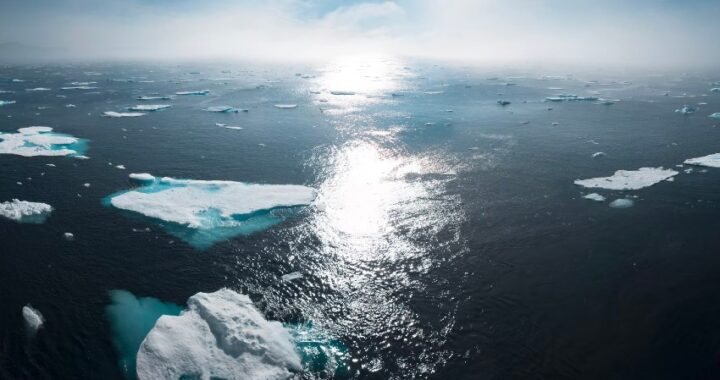 Los glaciares de Groenlandia se reducen por 25º año consecutivo, una evidencia más del avance cambio climático