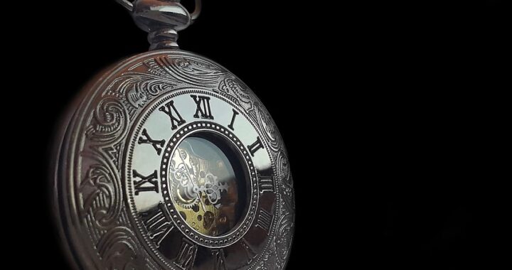 Hora espejo 13:13, descubre su significado