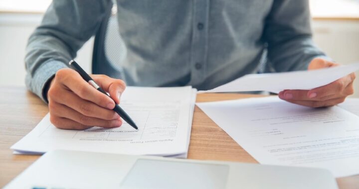 ¿Cómo consultar y tramitar el expediente de extranjería?