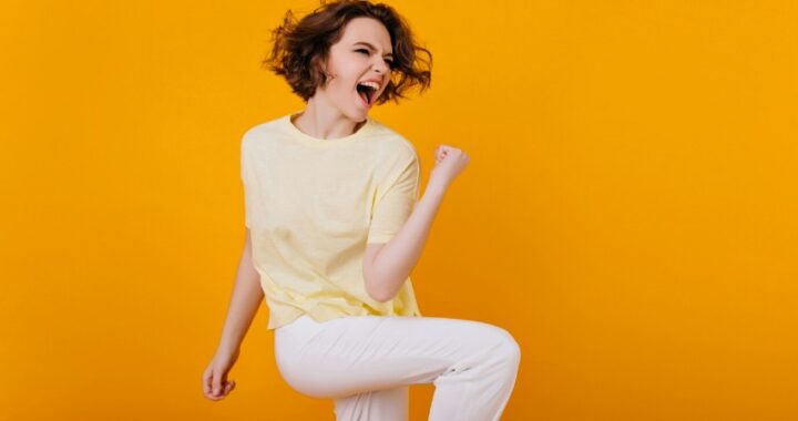 Aprende a bailar paso a paso con Rebaila