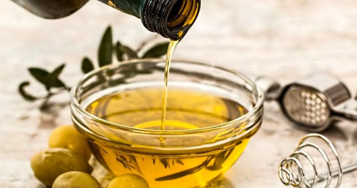 Luis Planas: Los estudios científicos avalan las bondades del aceite de oliva virgen extra