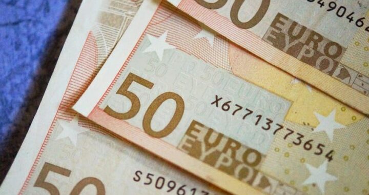 Servicios legales, plantillas online y minipréstamos para tu bienestar financiero