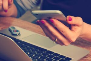 Innovación en pagos: Hacia una economía sin efectivo físico