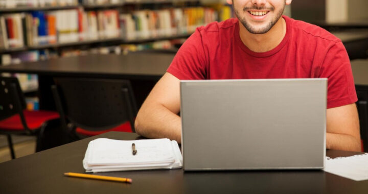 ¿Qué es Moodle Centros?