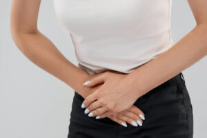 Principales causas y síntomas del dolor pélvico crónico en hombres y mujeres
