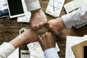 Encontrar al líder adecuado requiere mucho más que publicar una oferta de empleo